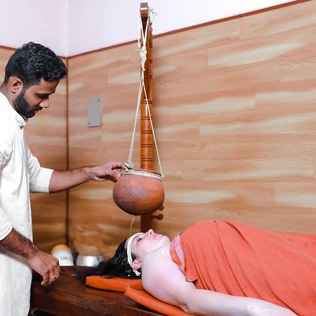 Ganesh Ayurveda Holiday Home Apartment Kovalam Exterior photo
